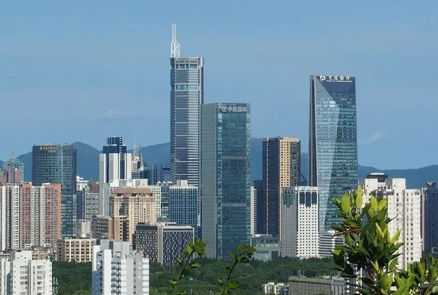 2023年后商业大厦数字化转型,高效机房成为重要推动